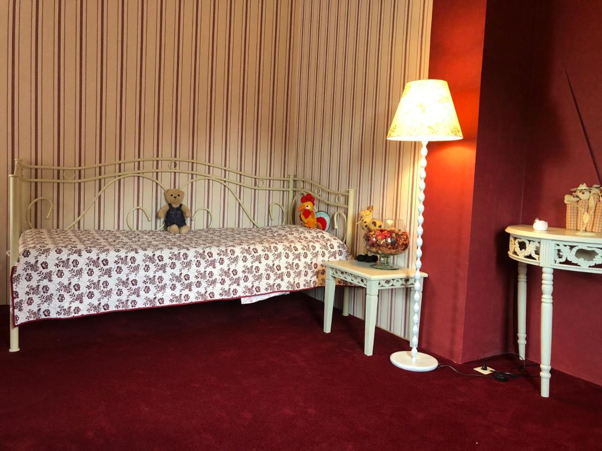 Chateau Les Tourelles Bertrix Ngoại thất bức ảnh