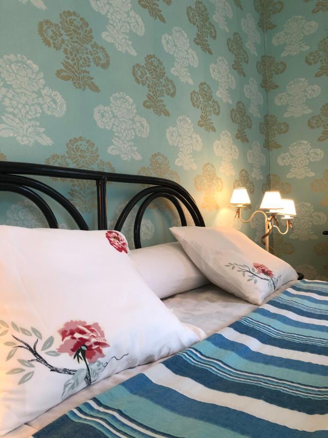 Chateau Les Tourelles Bertrix Ngoại thất bức ảnh
